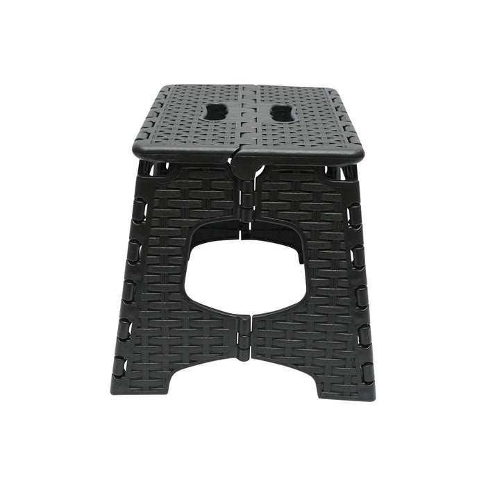 Sedia pieghevole in plastica color nero, dimensioni 286x325x270mm.