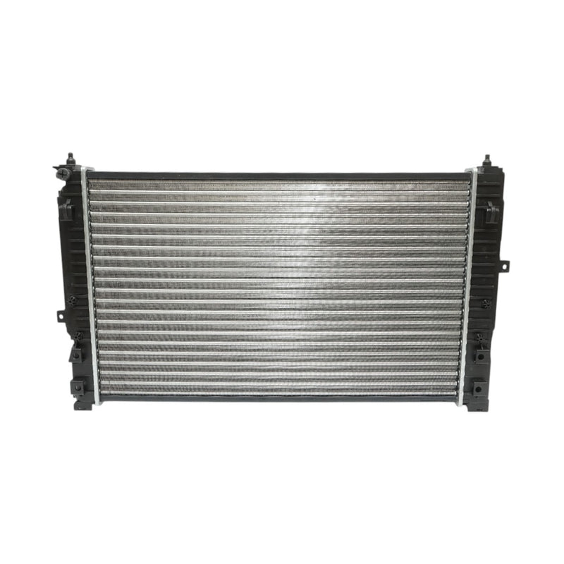 Radiatore raffreddamento acqua motore – Audi, Skoda, VW (motori 1.6 – 2.3 L) Dimensioni: 396 × 635 × 32 mm Codici OEM compatibili: 8D0121251AJ, 8D0121251AT, 8D0121251BJ, 8D0121251Q, 58259, 1924001977