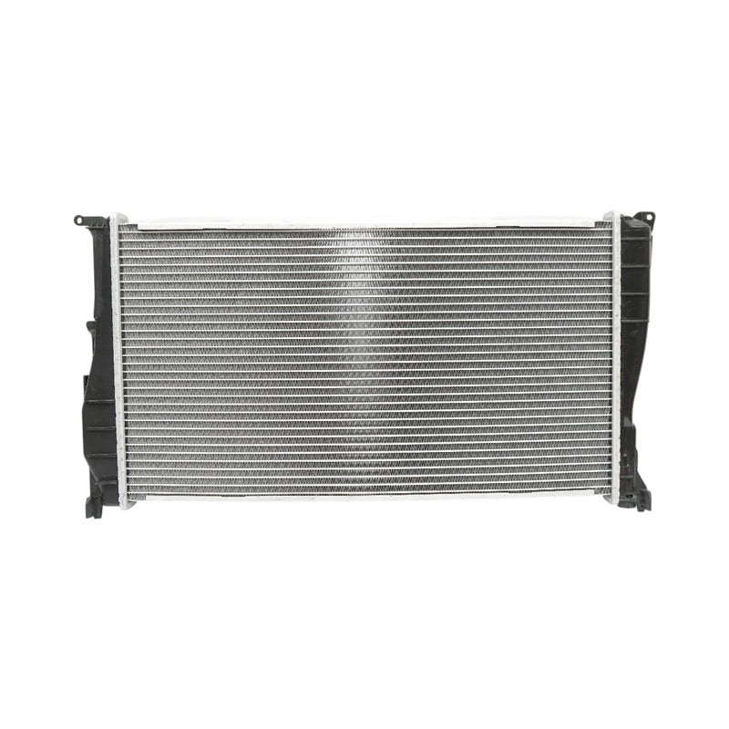 Radiatore raffreddamento acqua motore – BMW Serie 1, Serie 3, X1, Z4 (motori 1.6 – 3.0 Diesel) Dimensioni: 600 × 345 × 33 mm Codici OEM: 17112468099, 17117558480, 17117788904, 53472, 1924001089