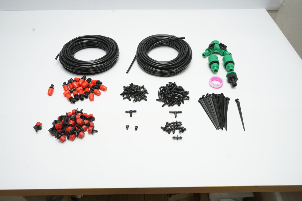Kit completo per irrigazione a goccia e a spruzzo con 2 tubi da 8 m / 62 m, ugelli, microirrigatori e 145 connettori