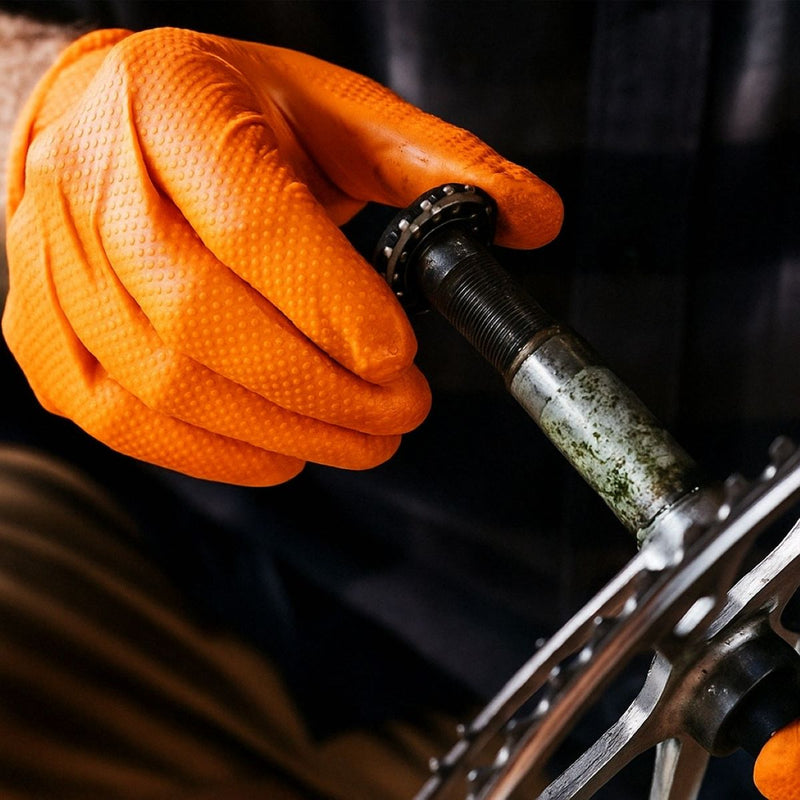 Guanti in nitrile arancioni senza polvere con texture di presa a diamante, taglia M, 50 pezzi/scatola