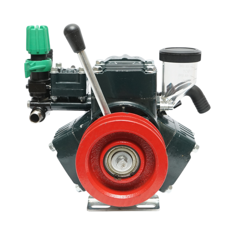 Pompa a 4 membrane (4 CV / 3 kW), portata 45 l/min, pressione 25 bar, velocità 500–600 giri/min.