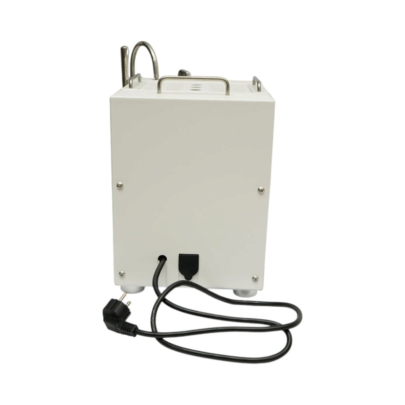 Macchina per caffè espresso professionale semiautomatica "bean-to-cup" con macinacaffè integrato, 2950 W, 220 V, doppio gruppo, sistema di montatura del latte, pressione a 20 bar, serbatoio dell'acqua da 3,5 l e collegamento alla rete idrica.
