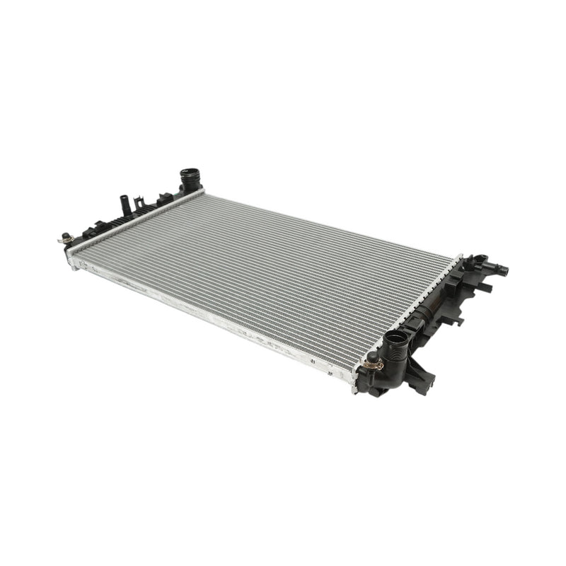 Radiatore raffreddamento acqua motore – Mercedes-Benz Sprinter, VW Crafter Dimensioni: 680 × 408 × 28 mm Codici OEM compatibili: A9065000002, A9065000102, A9065000202, 2E0121253, 2E0121253A, 2E0121253B, 7924001038