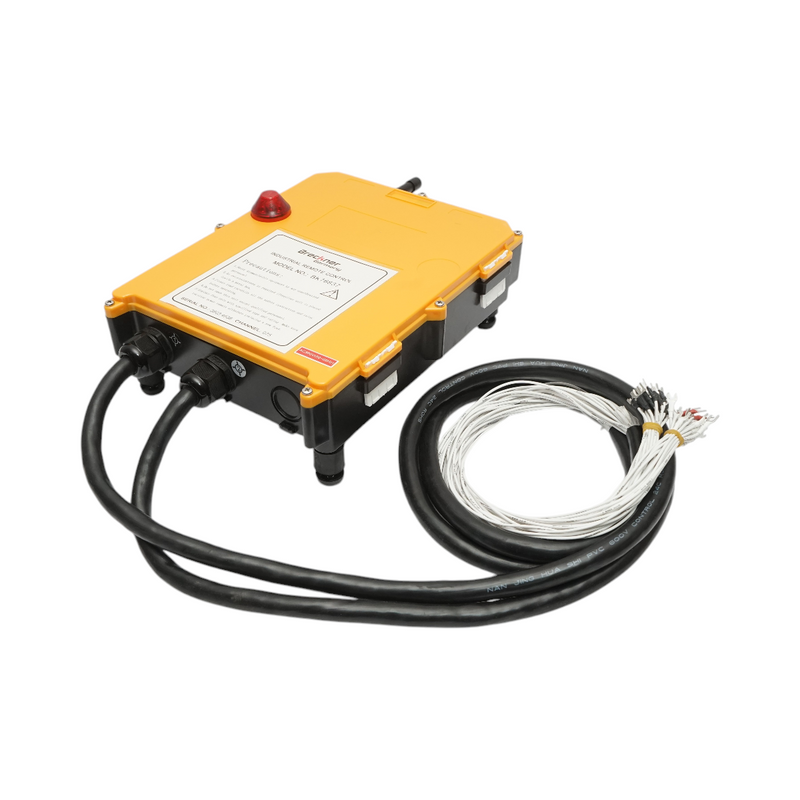 Radiocomando industriale wireless a 380 V CA con doppio joystick e pulsanti, grado di protezione IP65. Breckner Germany