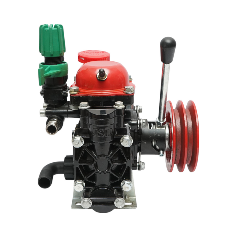 Pompa a 3 membrane (4 CV / 3 kW), portata 30 l/min, pressione 25 bar, velocità 500–600 giri/min