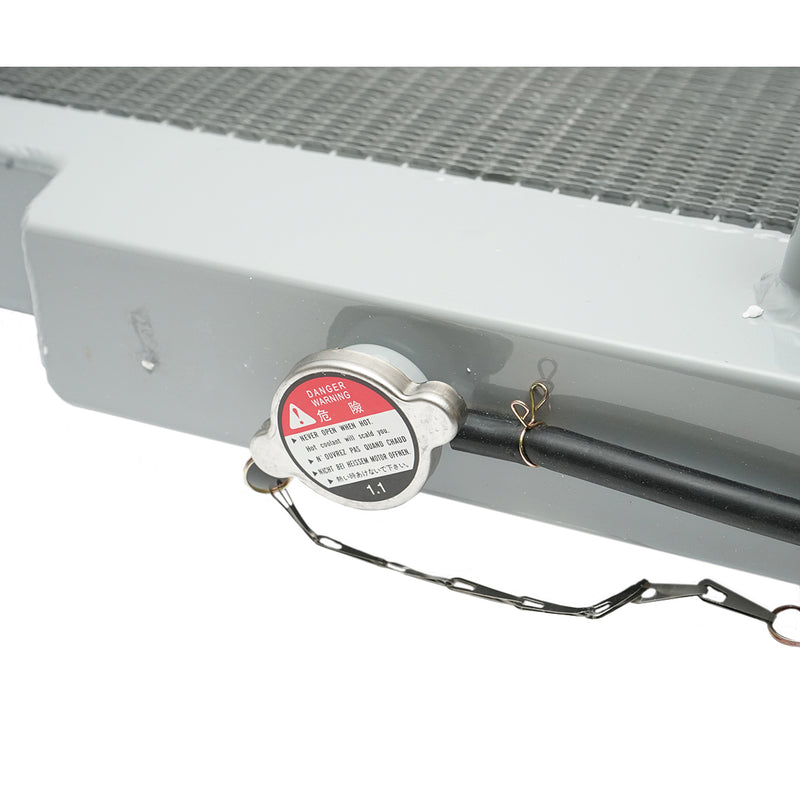 Radiatore di raffreddamento acqua per New Holland serie TD5000 e Case IH serie JX, dimensioni 615 × 555 × 98 mm, codice OEM 87681423.