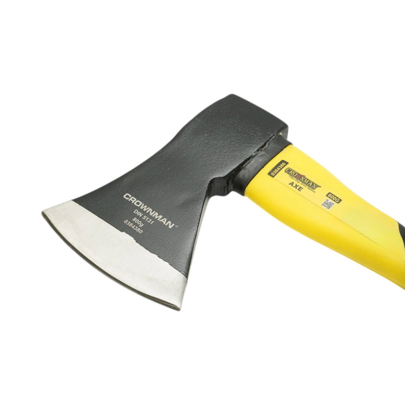 Accetta professionale Crownman da 800 g con lama in acciaio forgiato, manico in fibra di vetro e impugnatura antiscivolo in TPR.