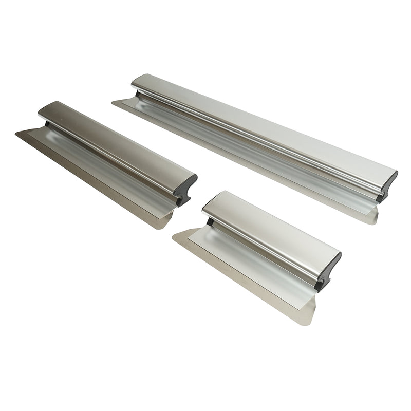 Set di 3 spatole professionali in acciaio inox per rasatura (30/55/100 cm) e supporto con manico telescopico da 85–200 cm.